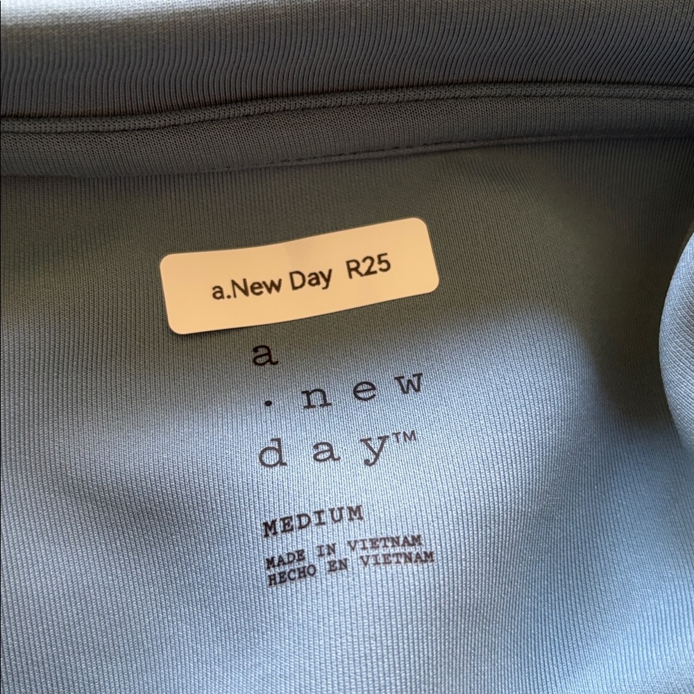 R25, women a.New Day Blue Sweatshirt